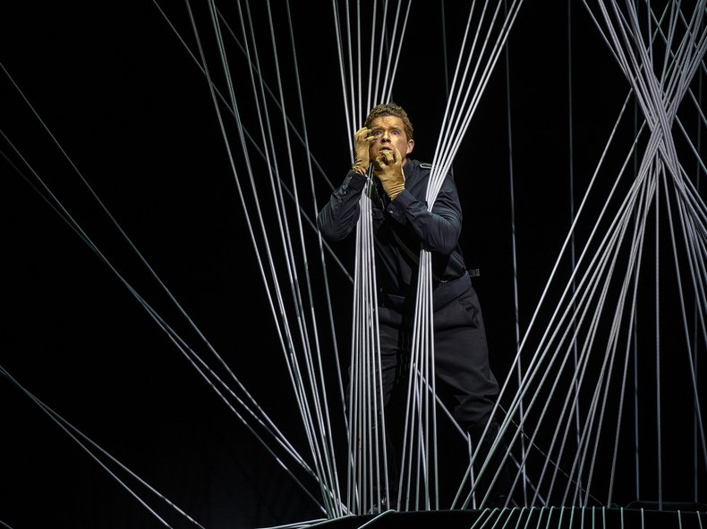 © Hans Jörg Michel