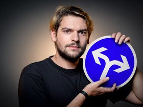 © Foto: Jonathan Bruckemeier © Felix Grünschloß