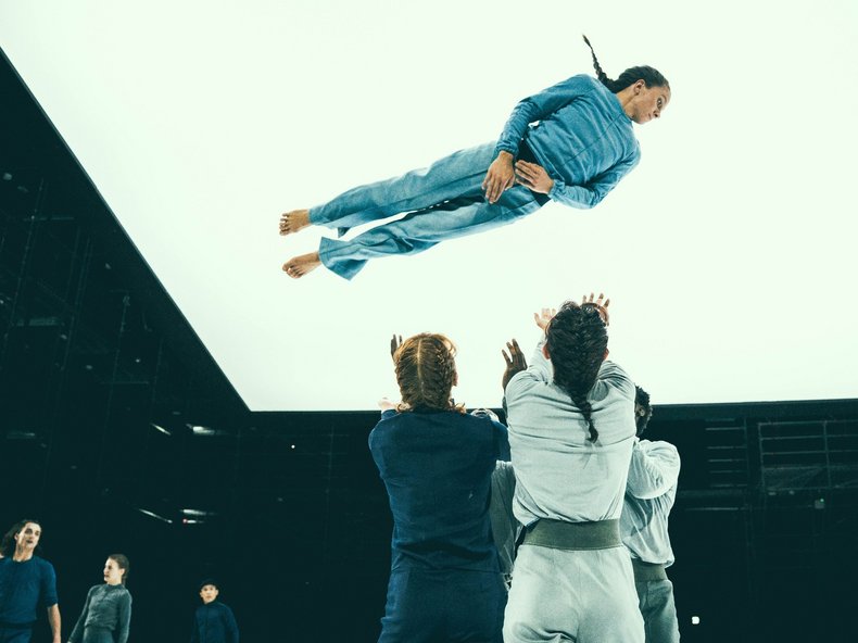 © Sylwester Pawliczek