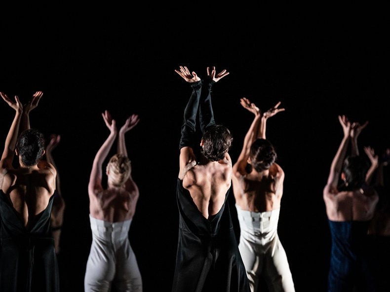 © Wiener Staatsballett / Ashley Taylor