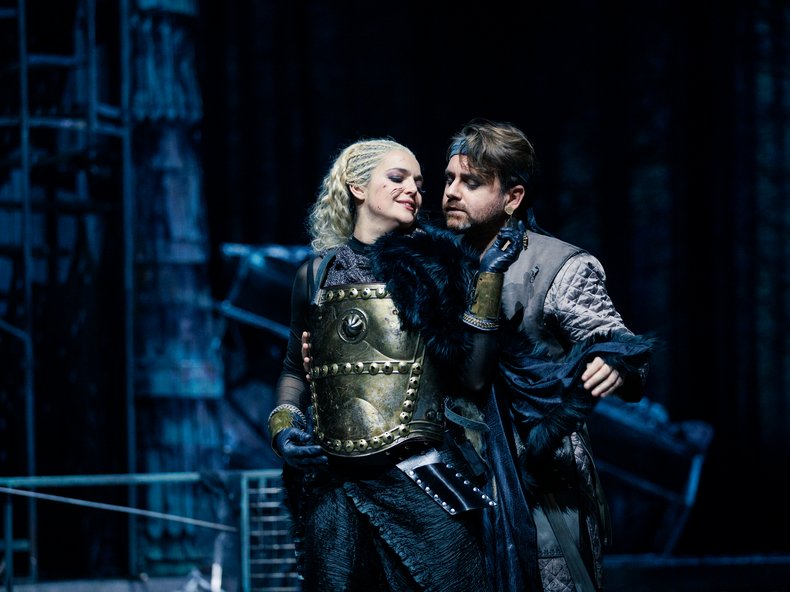 © Fellix Grünschloß